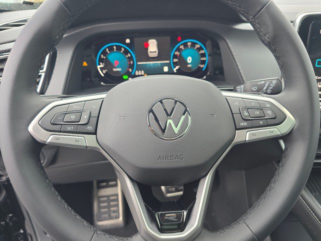 New 2026 Volkswagen Atlas Cross Sport SEL Premium R-Line AWD/4WD image 28