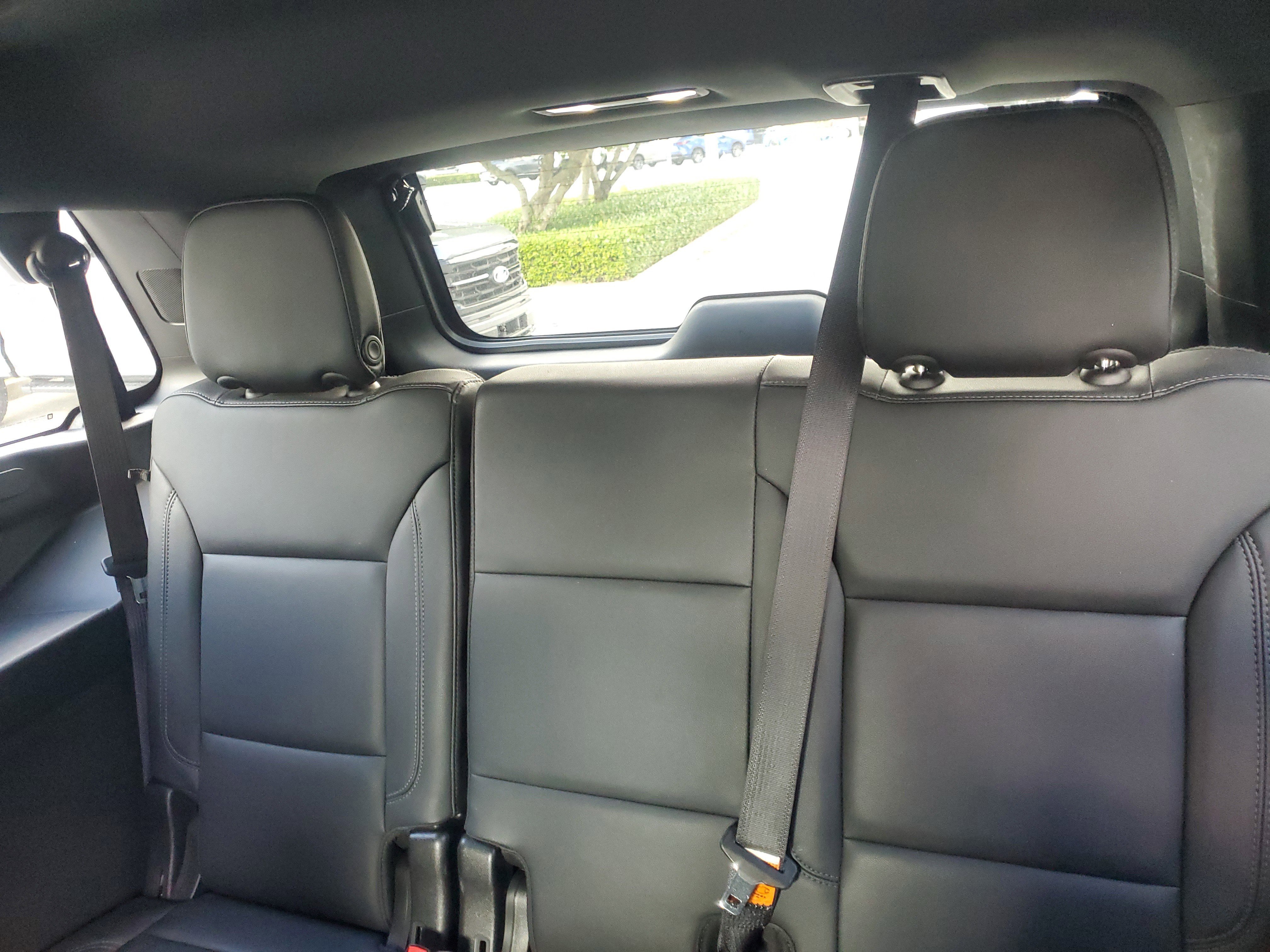 Used 2021 Chevrolet Tahoe LT w/ LT Signature Package image 18