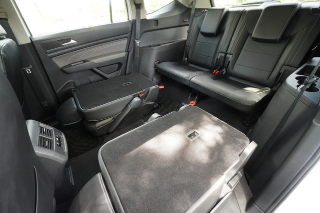 Used 2022 Volkswagen Atlas SE FWD image 25