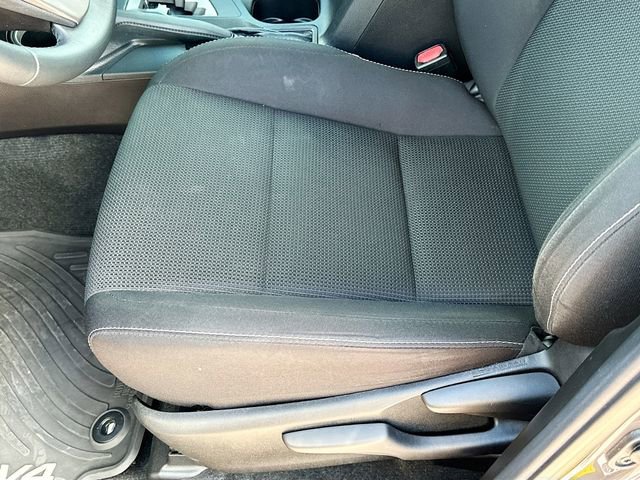 Used 2018 Toyota RAV4 XLE FWD image 19