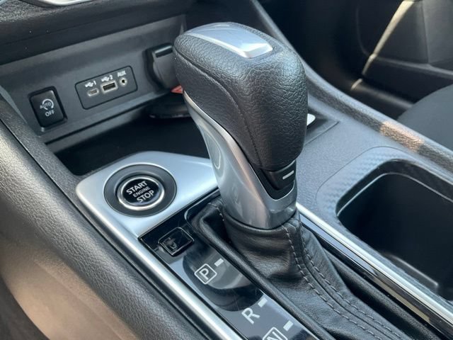 Used 2024 Nissan Sentra SV FWD image 21
