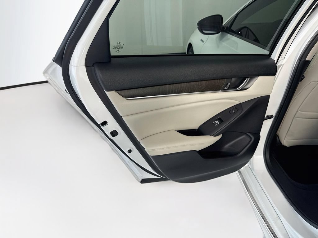 Certified 2021 Honda Accord Touring image 26