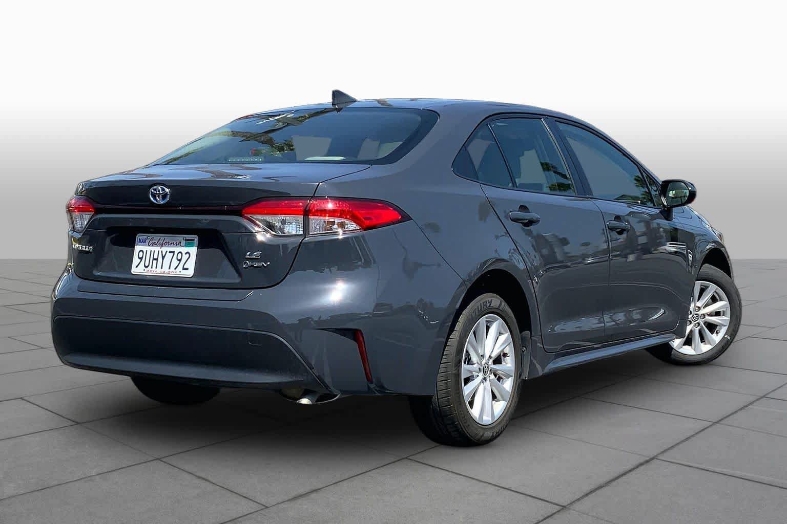 Certified 2025 Toyota Corolla LE w/ LE Premium Package FWD image 12