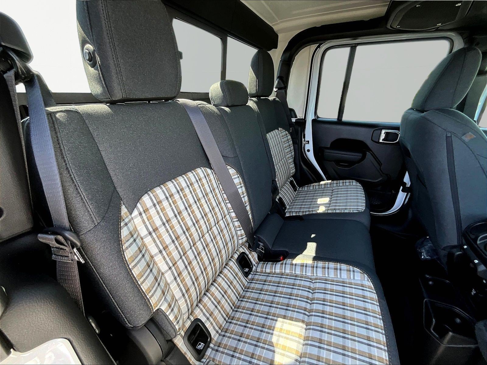 New 2026 Jeep Gladiator Sport AWD/4WD image 19