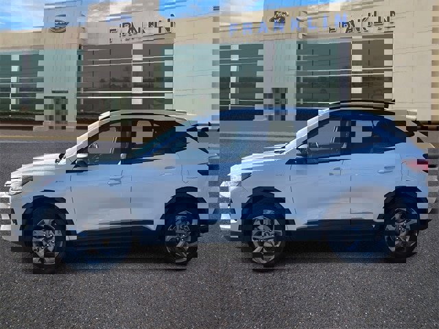 Certified 2025 Ford Escape ST-Line w/ Tech Pack #1 image 4