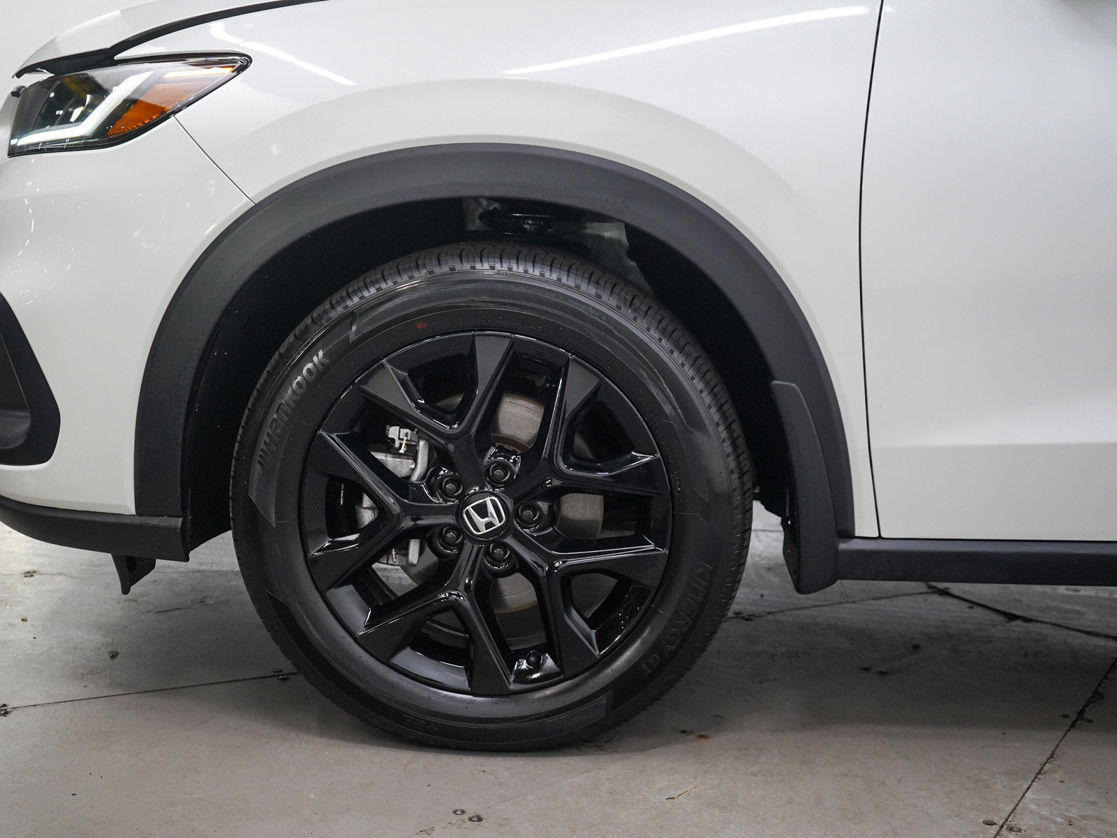 Used 2024 Honda HR-V Sport image 28