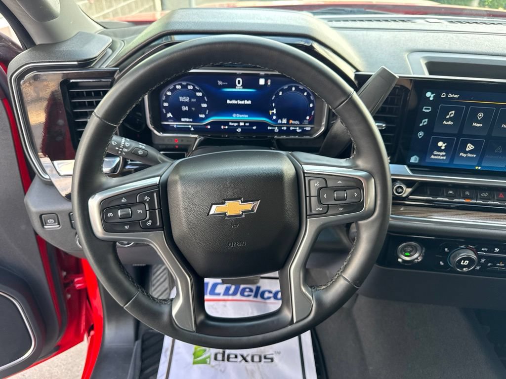 Used 2023 Chevrolet Silverado 1500 LT AWD/4WD image 19