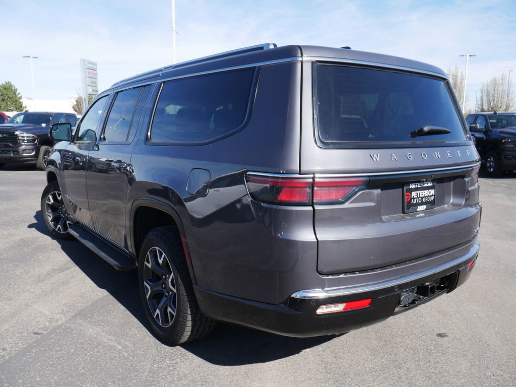 Certified 2024 Jeep Wagoneer L Series III w/ Flexible Seating Group image 22