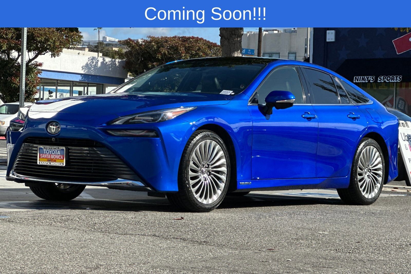 Certified 2021 Toyota Mirai RWD image 8