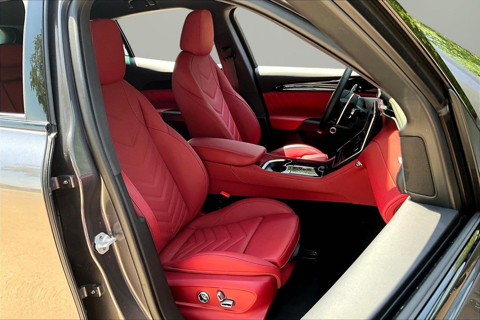 New 2026 Maserati Grecale Modena AWD/4WD image 11