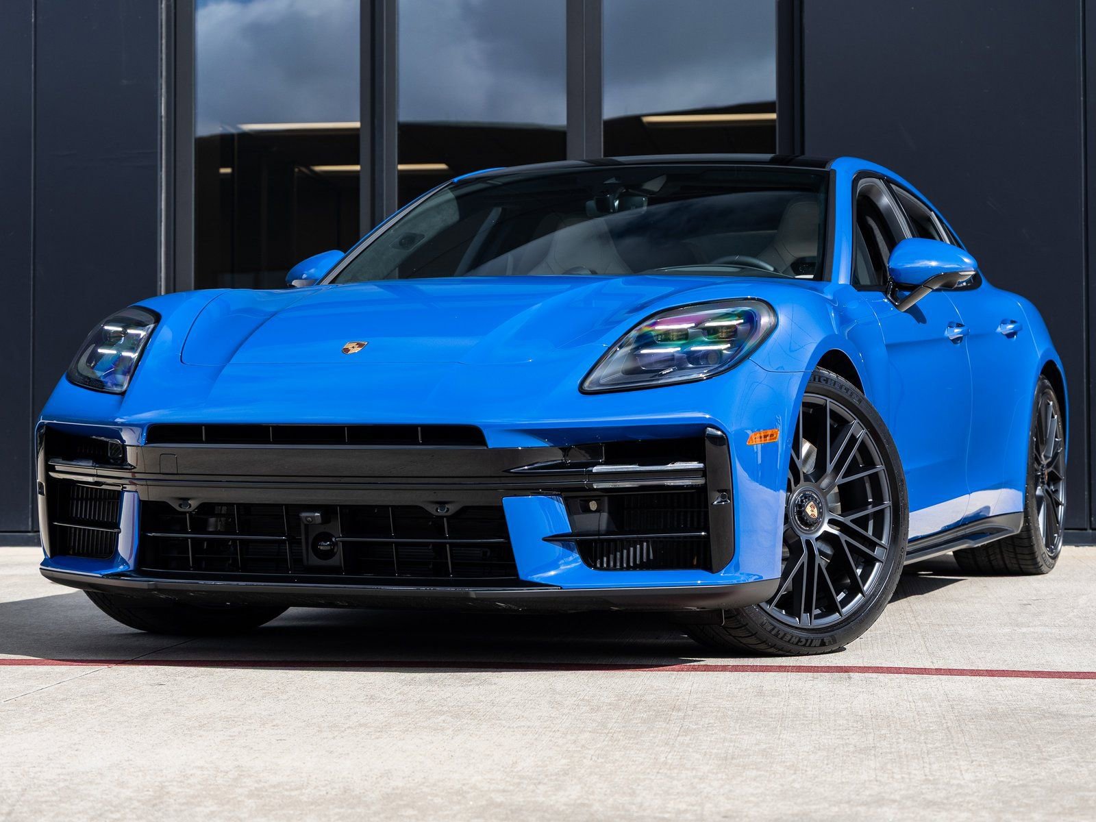Used 2025 Porsche Panamera GTS