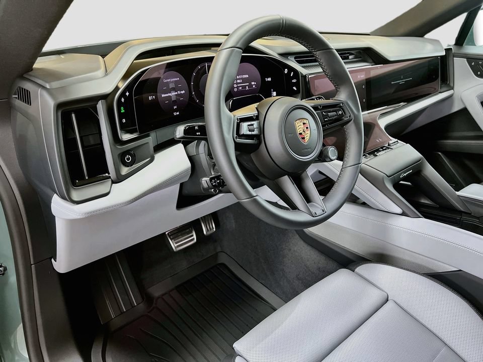 New 2026 Porsche Cayenne Electric AWD/4WD image 4