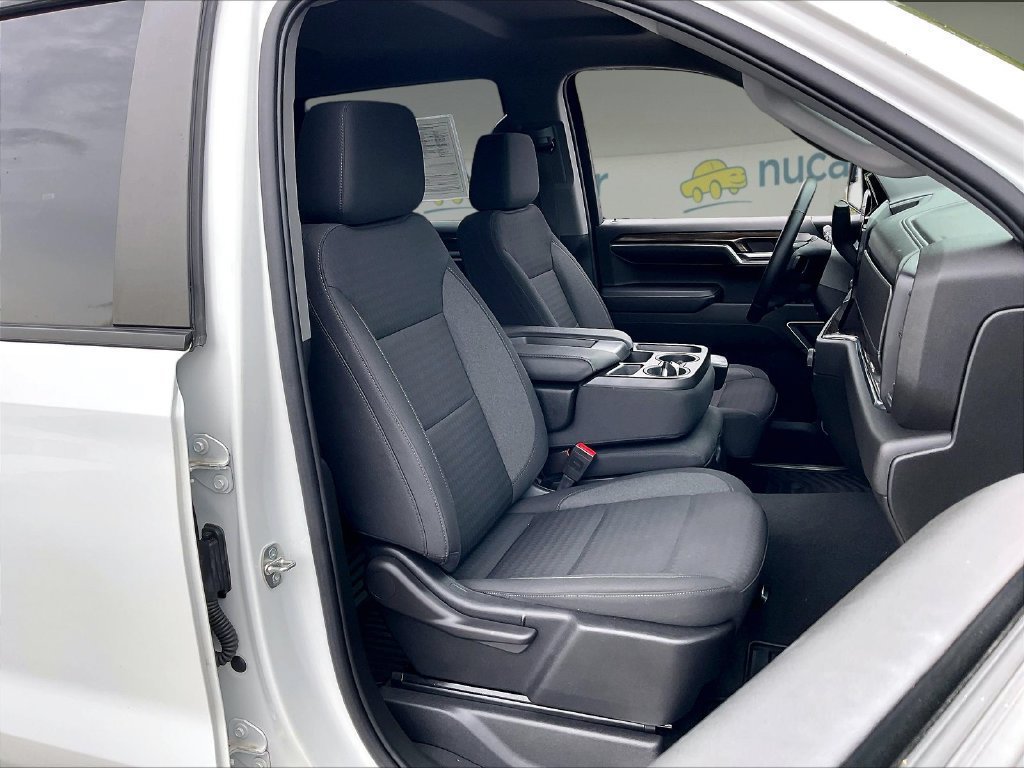 Used 2023 Chevrolet Silverado 1500 RST AWD/4WD image 10