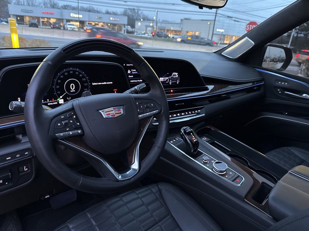 Used 2024 Cadillac Escalade Sport Platinum w/ Heavy-Duty Trailer Package image 45