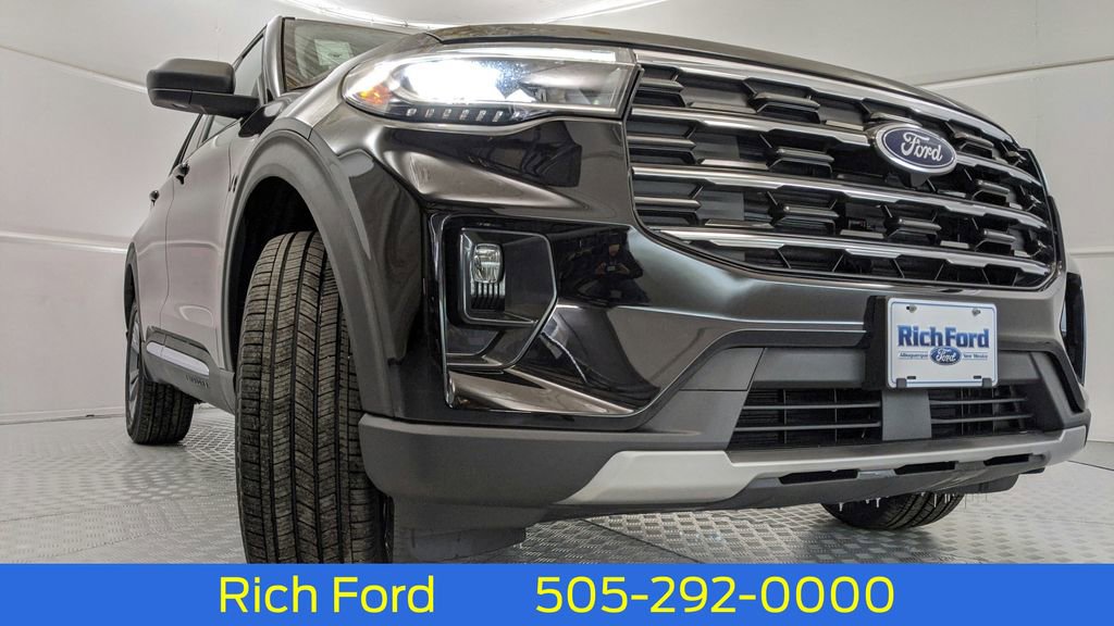 New 2025 Ford Explorer Active w/ Active Comfort Package image 41