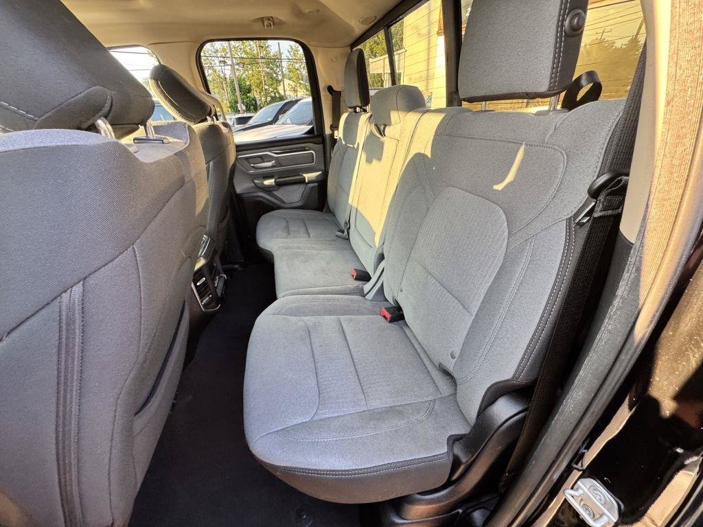 Used 2019 RAM 1500 Big Horn AWD/4WD image 16