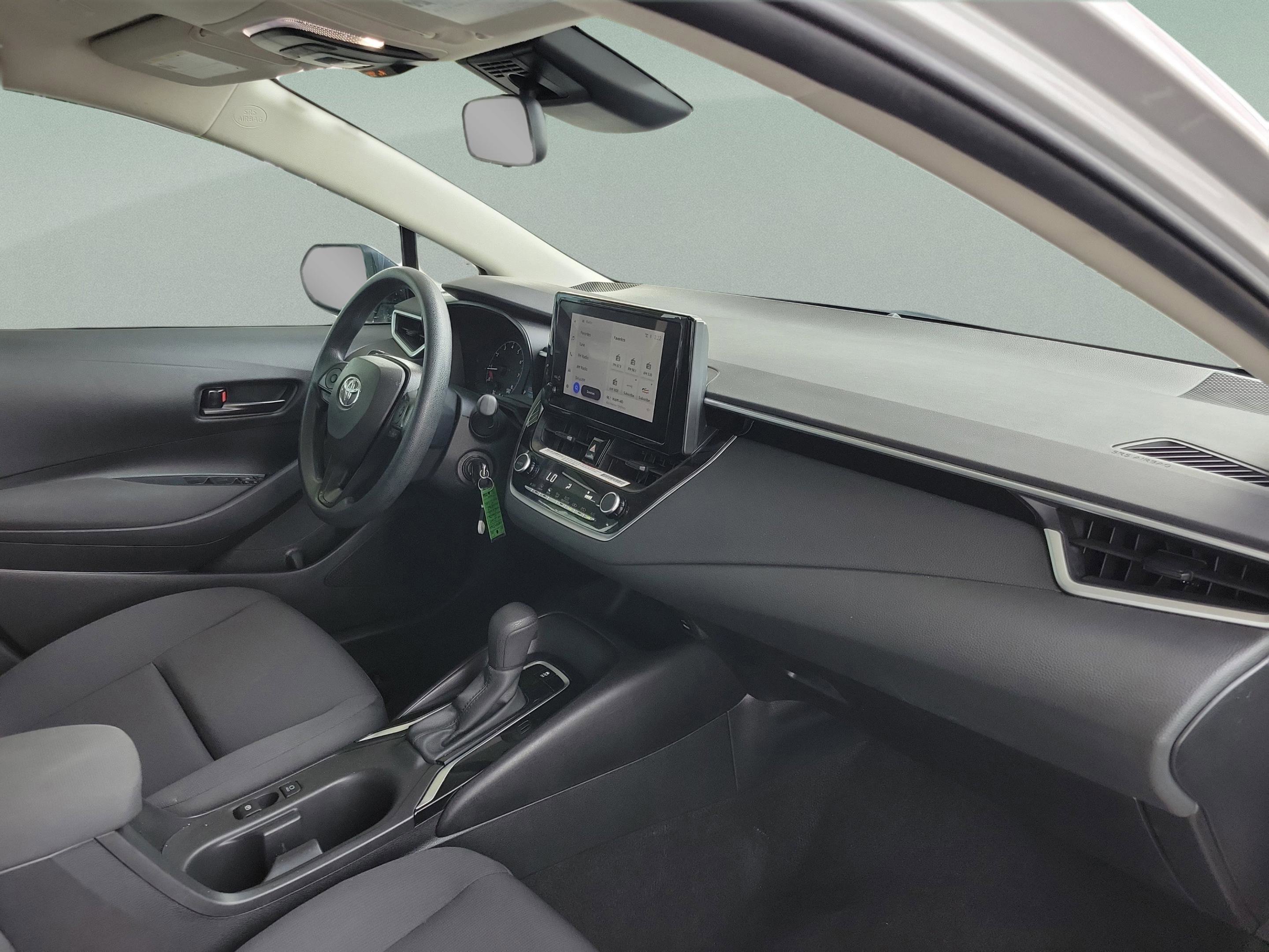 Used 2024 Toyota Corolla LE image 25