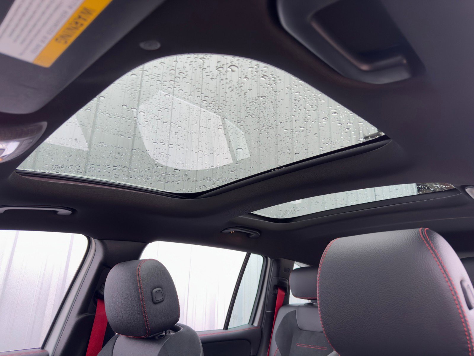 Used 2024 Mercedes-Benz GLB 35 AMG 4MATIC image 12