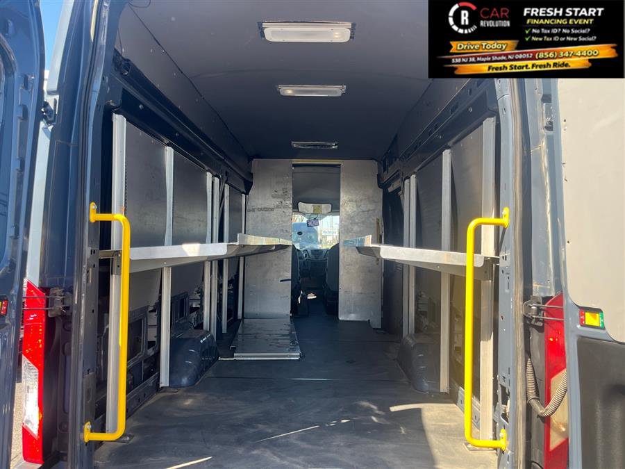 Used 2019 Ford Transit 250 148 High Roof Extended image 9