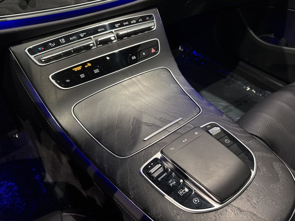 Used 2022 Mercedes-Benz E 350 Sedan image 19