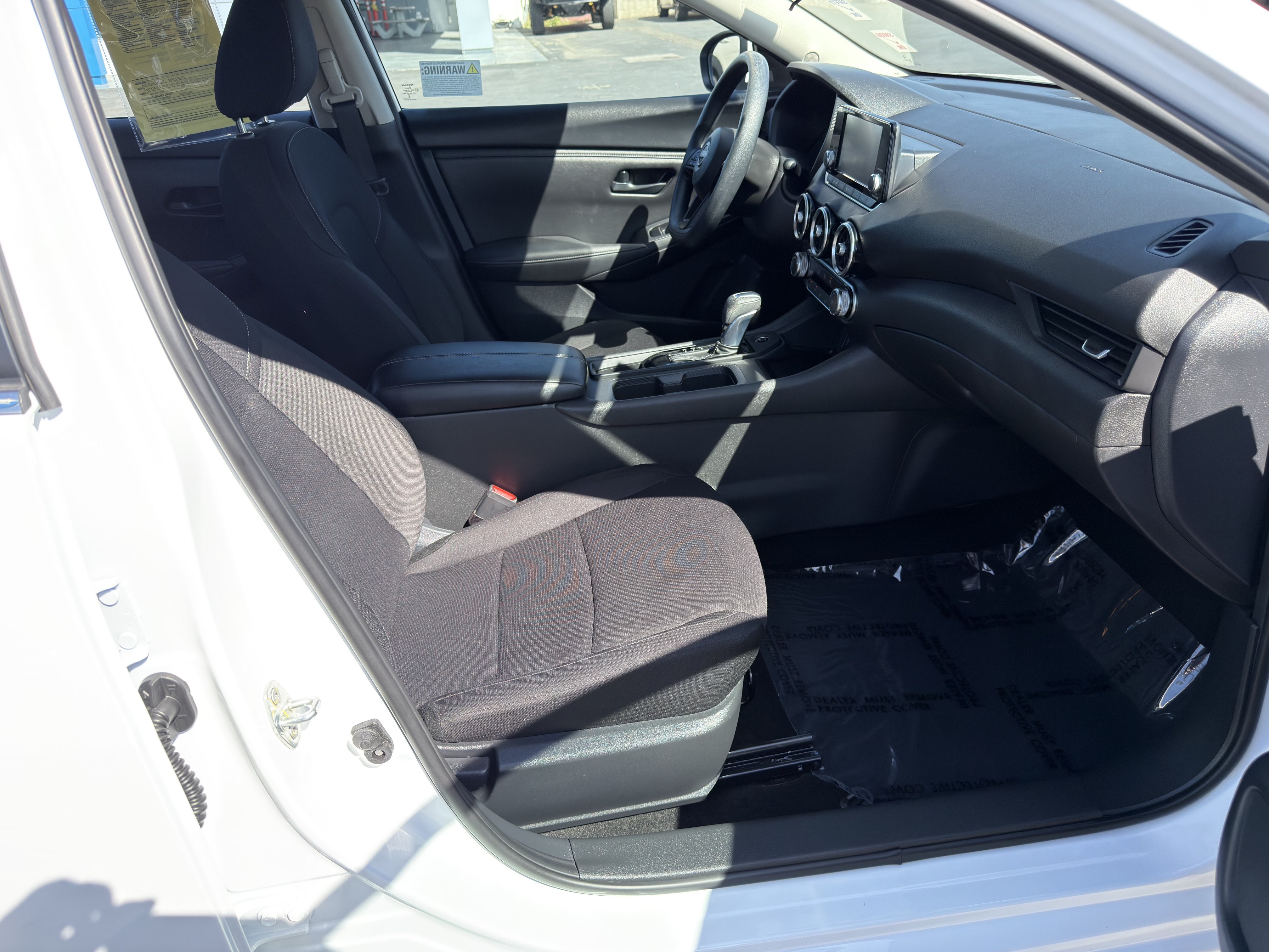 Used 2025 Nissan Sentra S FWD image 9