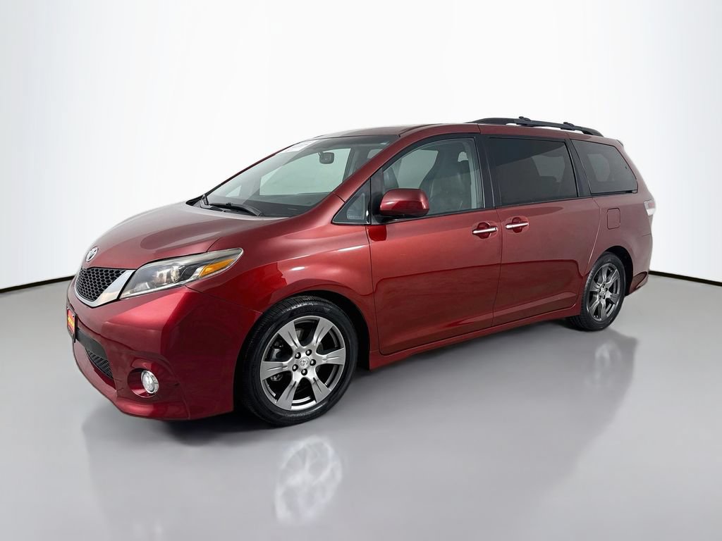 Certified 2017 Toyota Sienna SE Premium FWD image 3