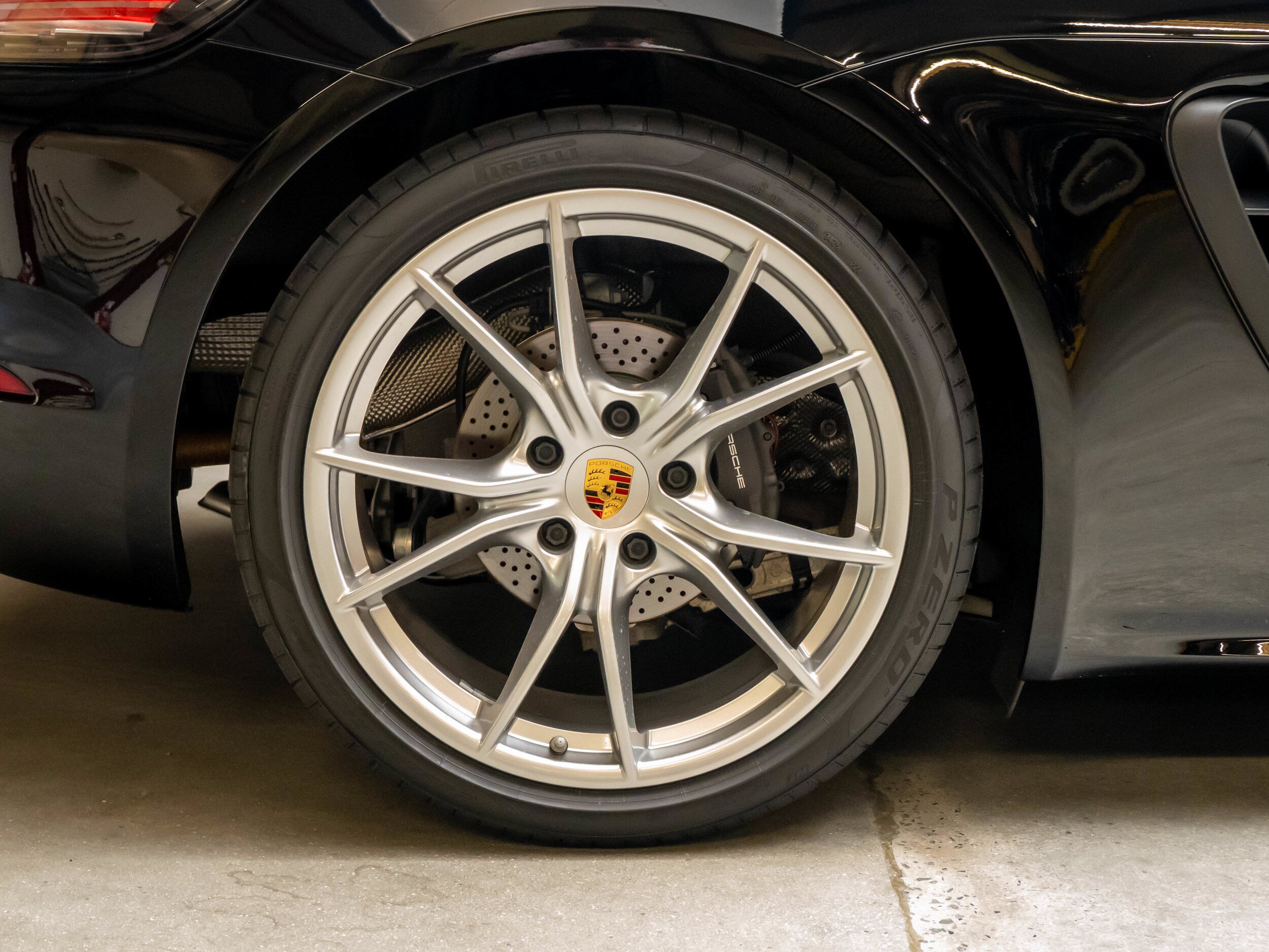 Certified 2018 Porsche 718 Cayman RWD image 15