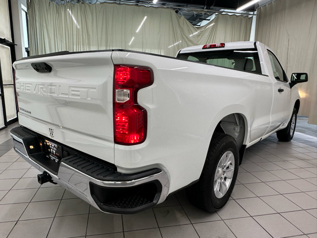 Used 2025 Chevrolet Silverado 1500 W/T RWD image 5
