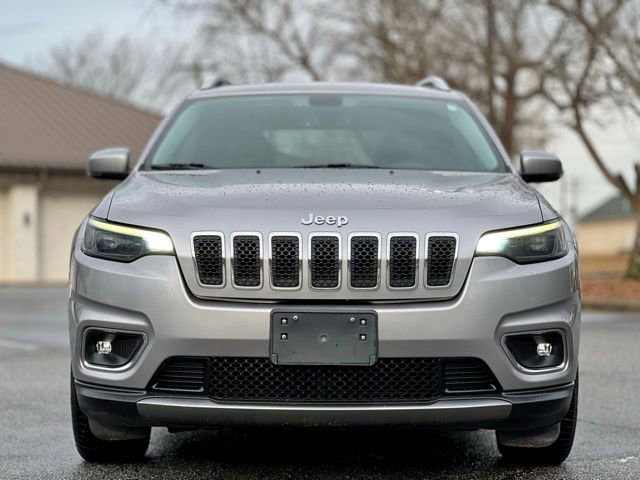 Used 2019 Jeep Cherokee Limited FWD image 43