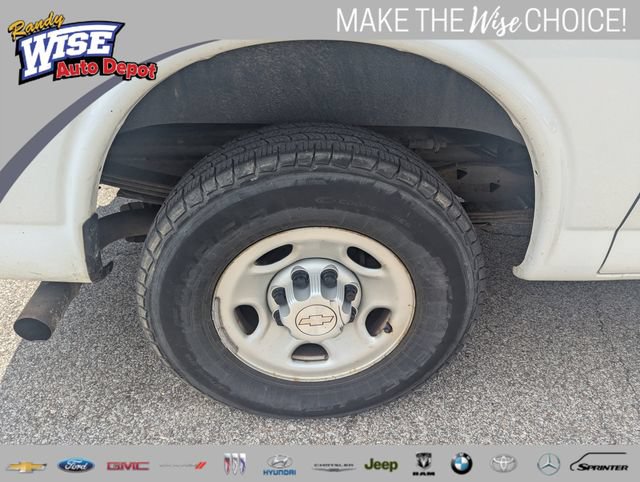 Used 2019 Chevrolet Express 2500 w/ Communications Package RWD image 23