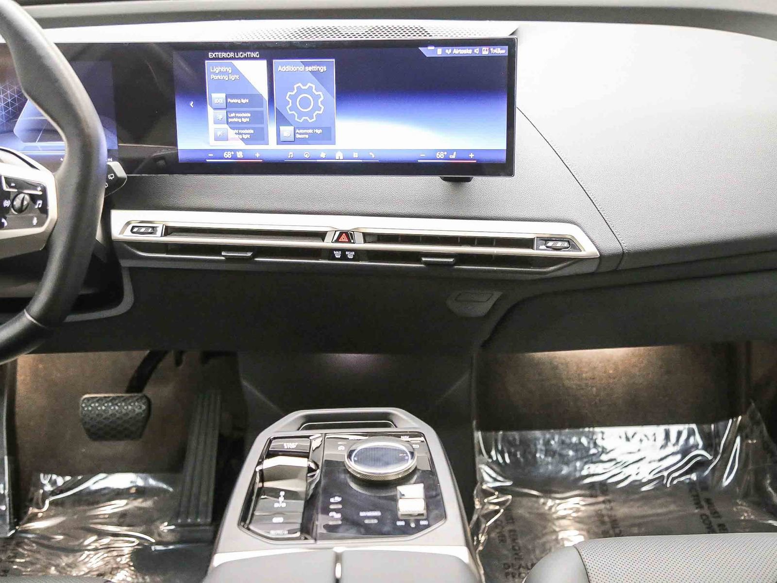 Certified 2024 BMW iX xDrive50 w/ Premium Package AWD/4WD image 14