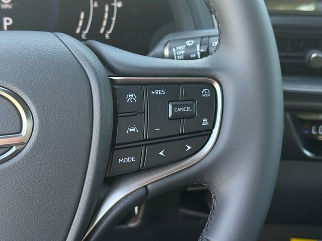 New 2026 Lexus UX 300h FWD image 17