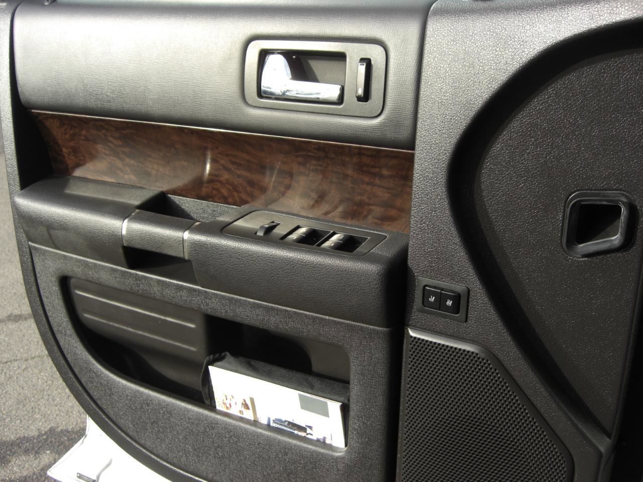 Used 2013 Ford Flex Limited image 22