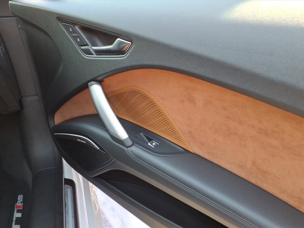 Used 2018 Audi TT 2.0T w/ Technology Package image 8