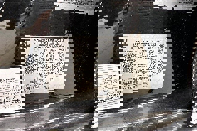 Used 2022 Chevrolet Silverado 3500 High Country image 33