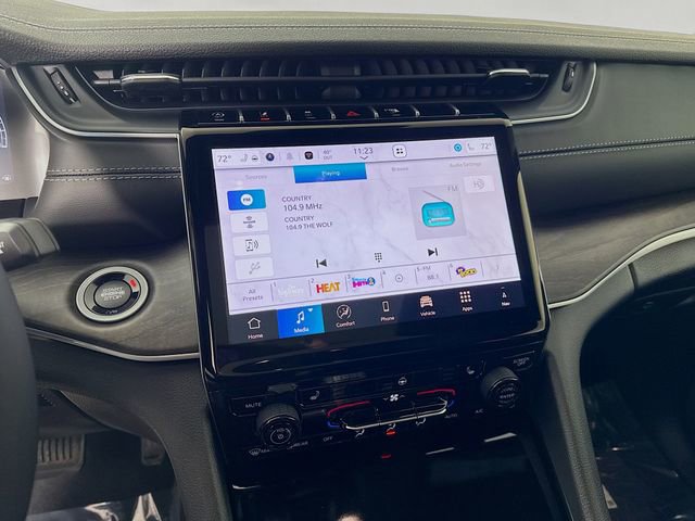 New 2025 Jeep Grand Cherokee Limited image 15