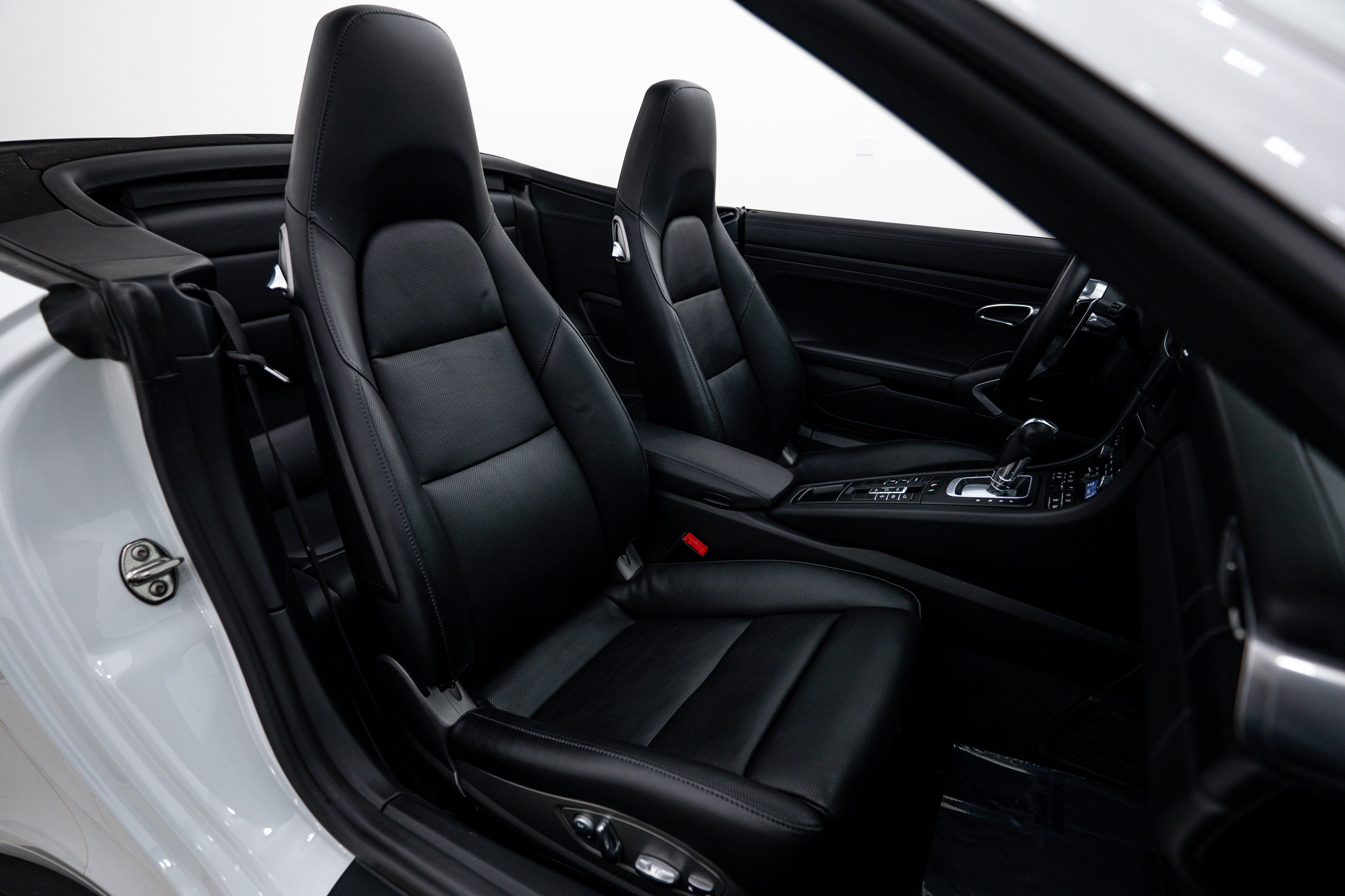 Certified 2019 Porsche 911 Carrera 4 image 13