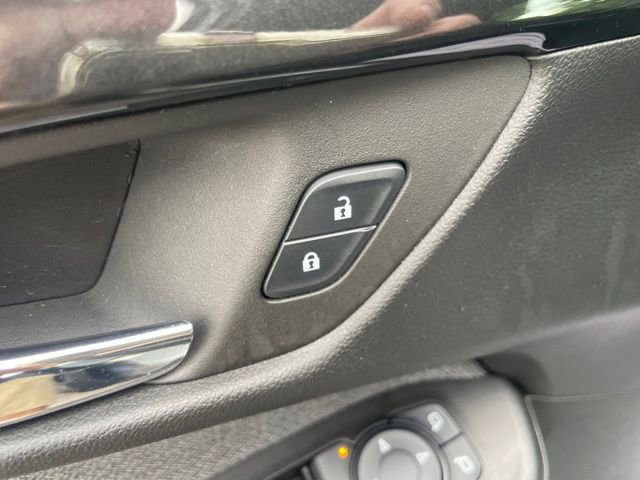 Used 2024 Chevrolet TrailBlazer LT w/ LT Cold Weather Package AWD/4WD image 10