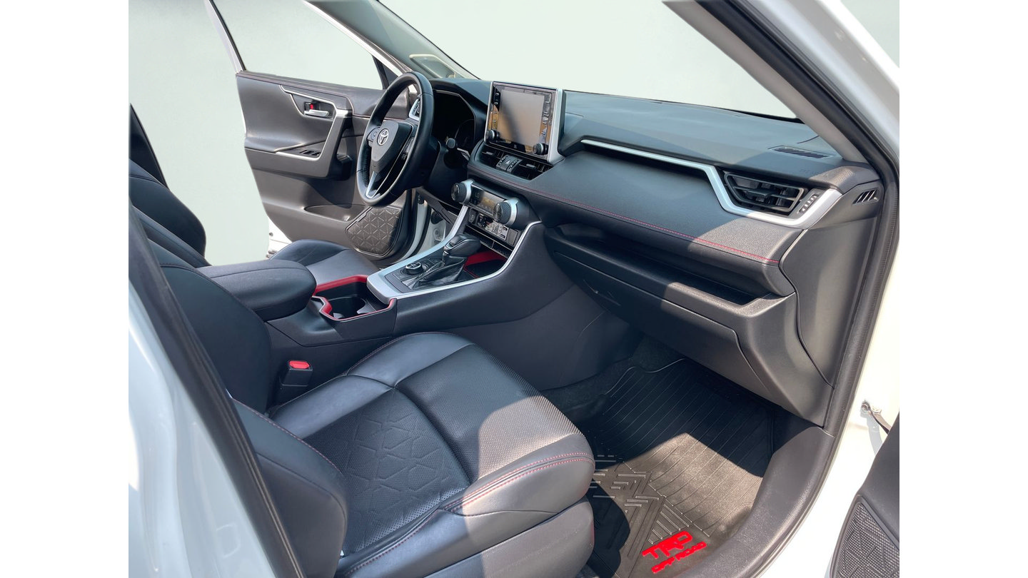 Certified 2020 Toyota RAV4 TRD Off-Road w/ TRD Off-Road Weather Package AWD/4WD image 10