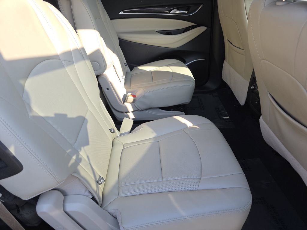 Used 2020 Buick Enclave Essence w/ Sport Touring Edition image 21