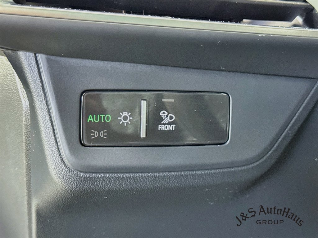 Used 2023 Audi e-tron GT Premium Plus AWD/4WD image 10
