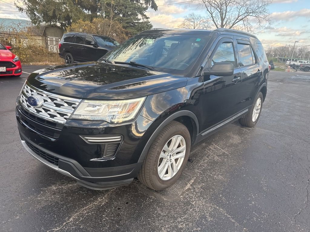 Used 2018 Ford Explorer XLT image 14