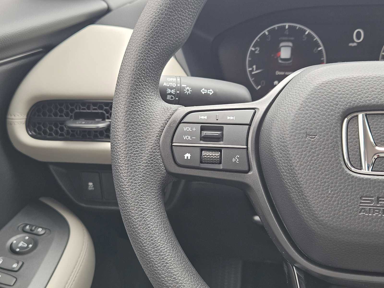 New 2026 Honda HR-V LX image 23