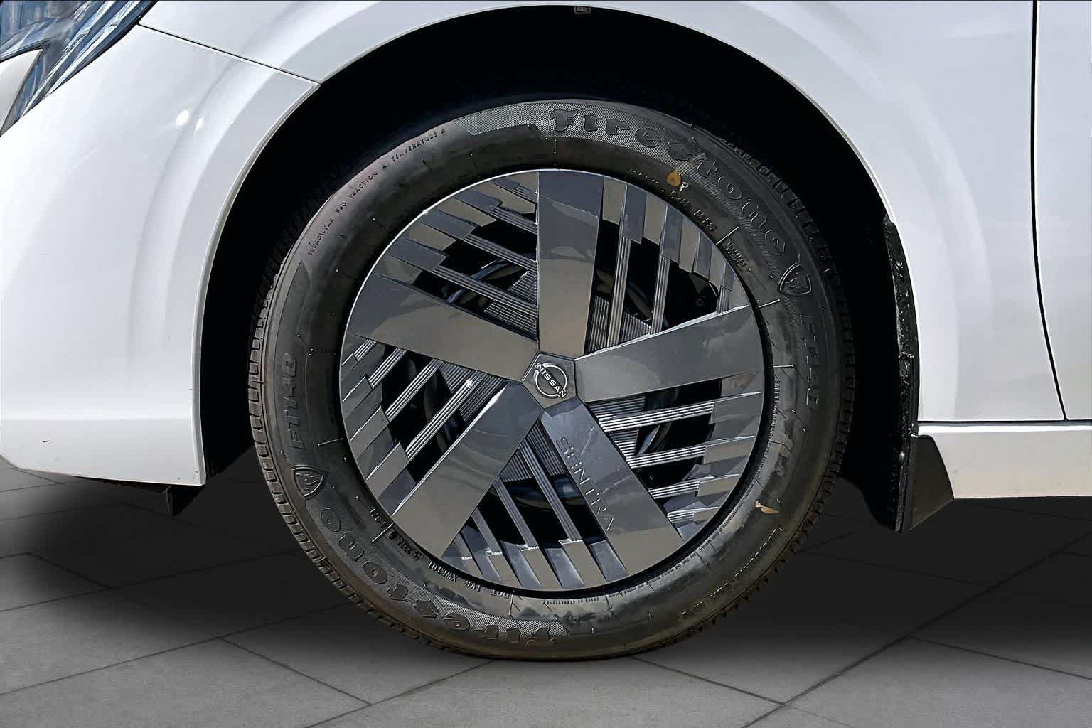 New 2027 Nissan Sentra S w/ Floor Mat Package FWD image 9