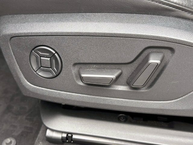 Used 2023 Audi Q3 2.0T Premium w/ Convenience Package AWD/4WD image 21