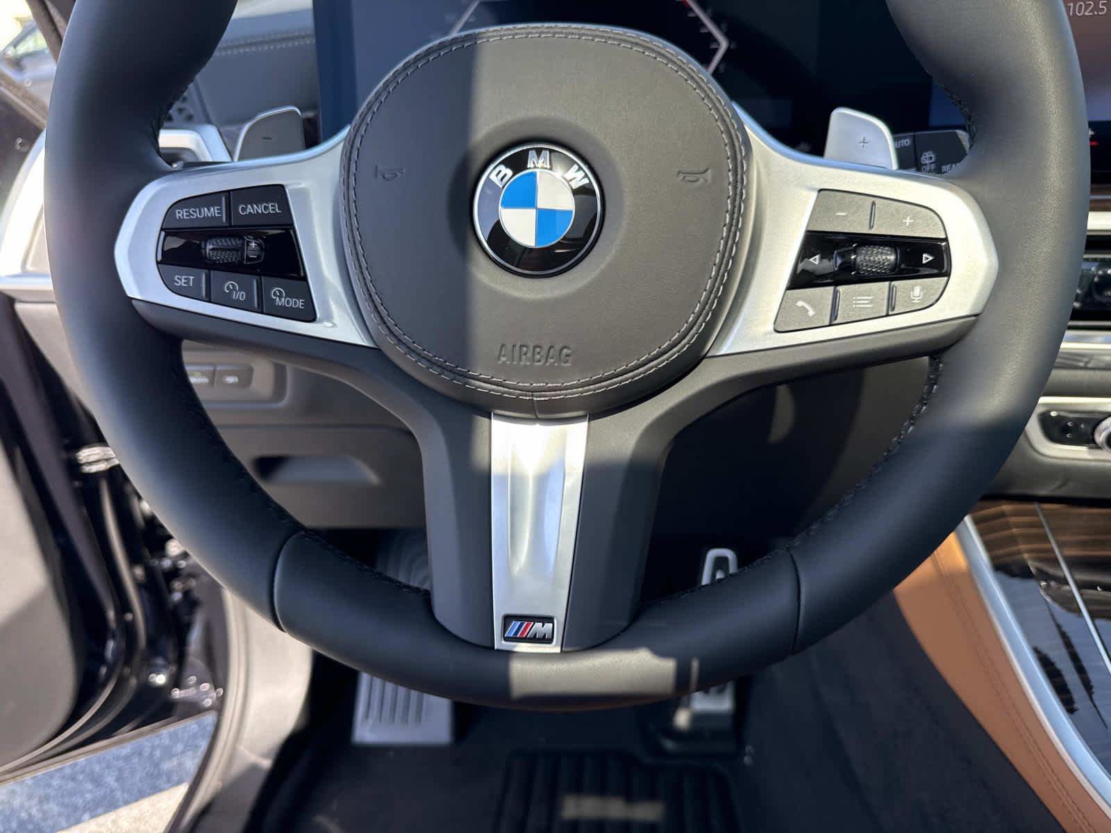 New 2026 BMW X5 xDrive40i w/ M Sport Package AWD/4WD image 18