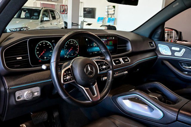 Used 2022 Mercedes-Benz GLE 350 4MATIC w/ Premium Package image 13