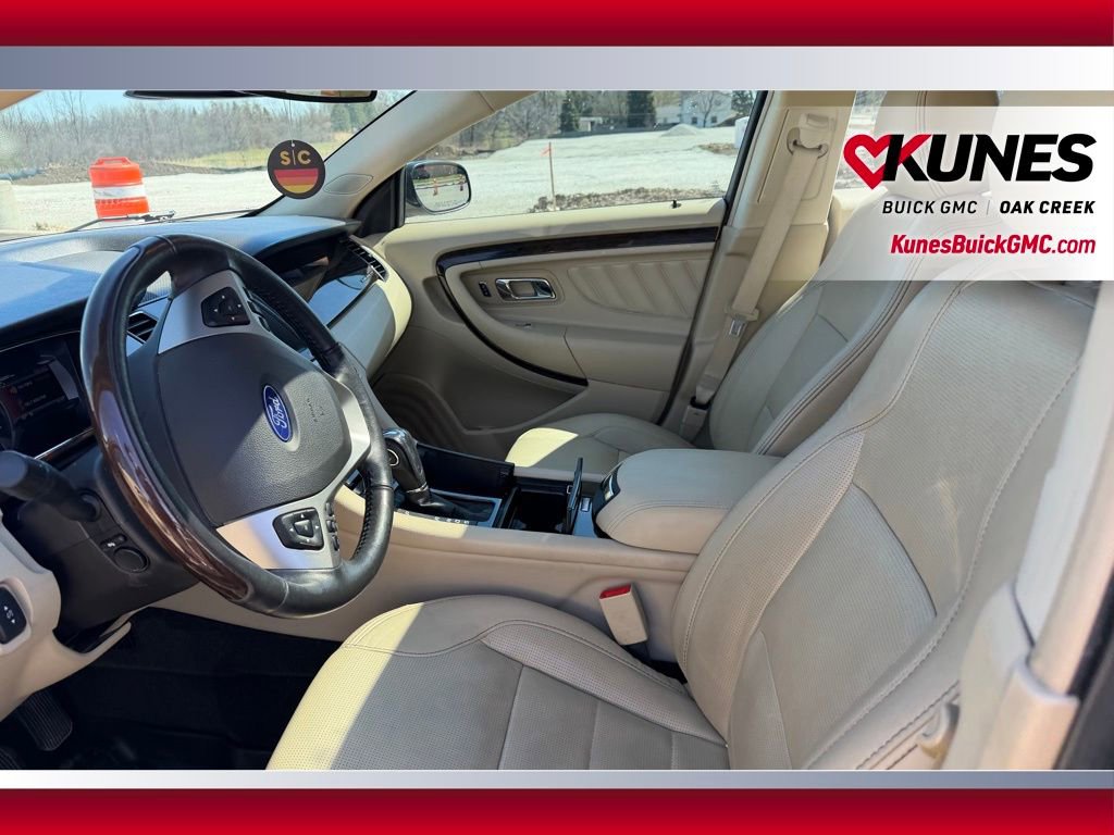 Used 2016 Ford Taurus Limited w/ Equipment Group 301A image 6
