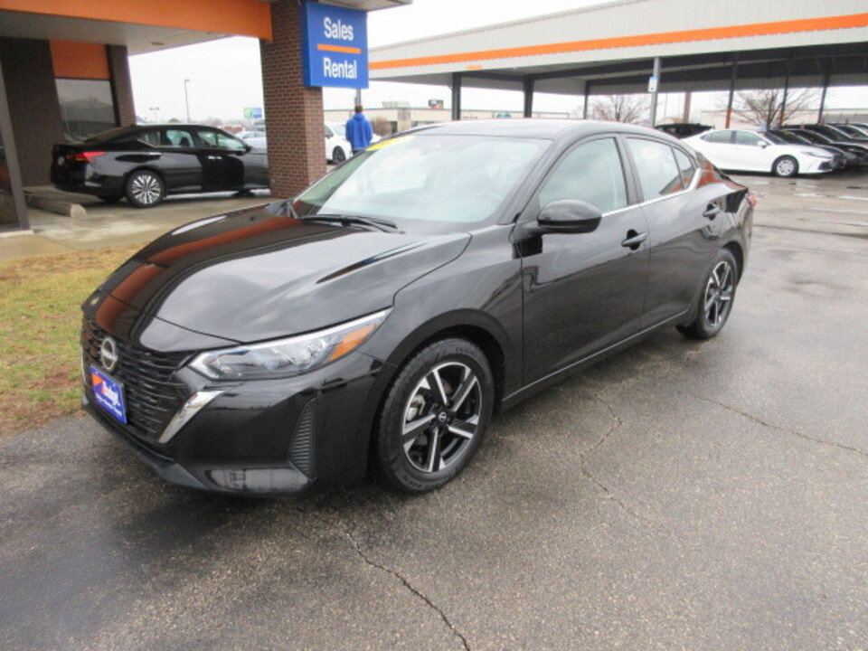 Used 2024 Nissan Sentra SV FWD image 30