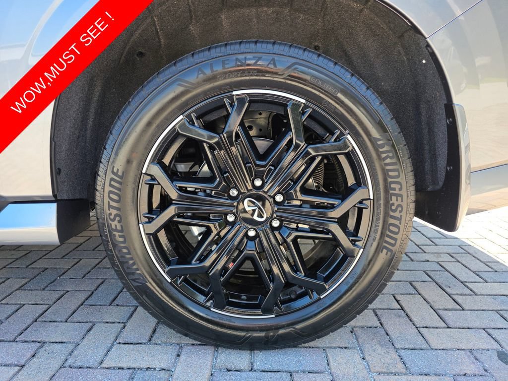 Used 2026 INFINITI QX80 4WD w/ Sport Exterior Package image 21